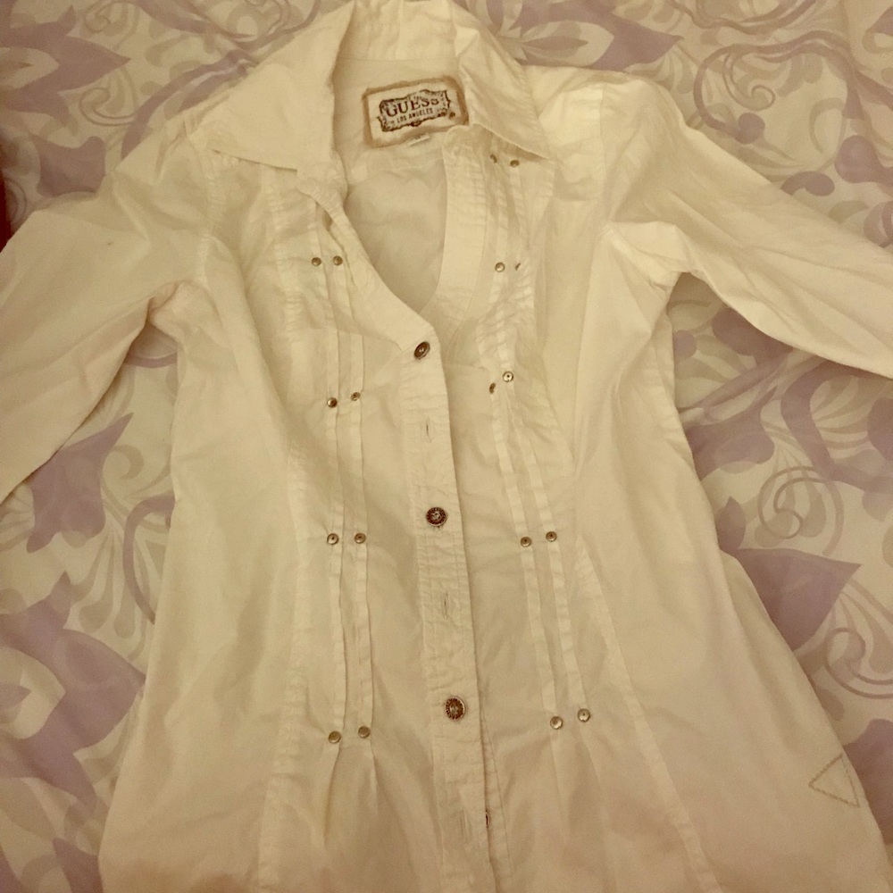 Guess Tshirt